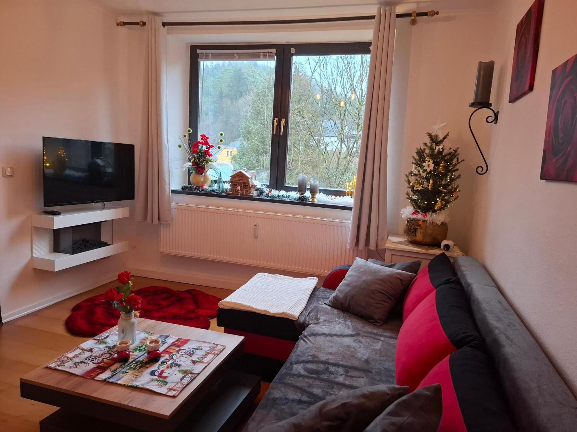Ferienwohnung Haus Schoeneck Schönecken Dış mekan fotoğraf
